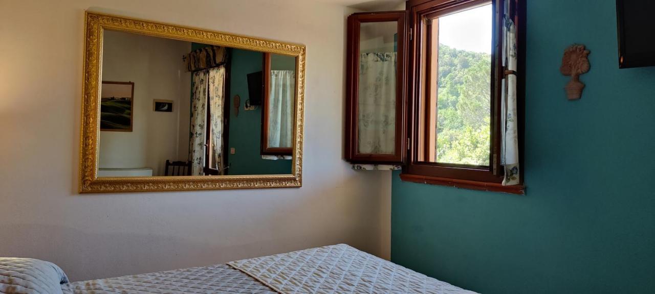 Locanda Mossa Dei Barbari Buriano  ภายนอก รูปภาพ