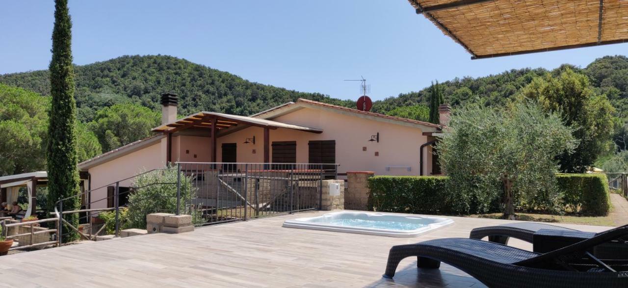 Locanda Mossa Dei Barbari Buriano  ภายนอก รูปภาพ