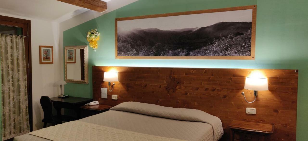 Locanda Mossa Dei Barbari Buriano  ภายนอก รูปภาพ